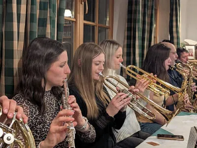 Eisstockschießen Musi & Feuerwehr Bild 1